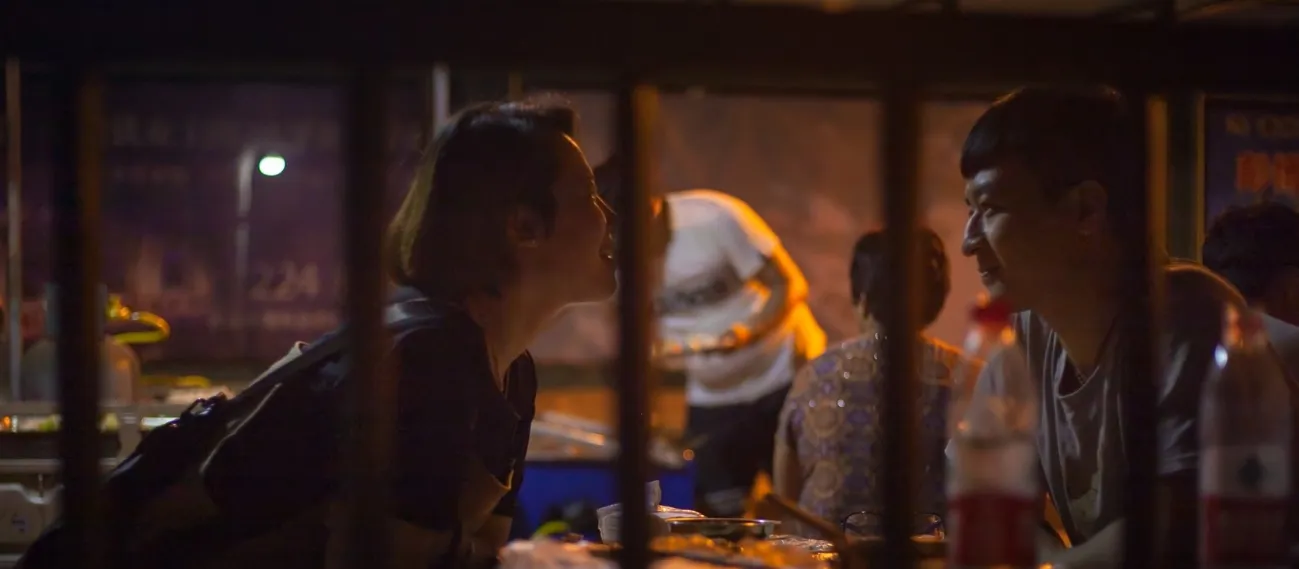 image of couple sharing dinner